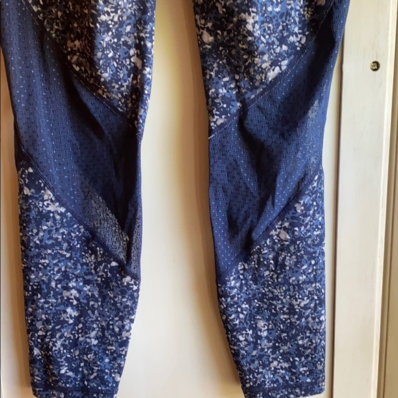 Athleta workout leggings - Picture 5 of 5